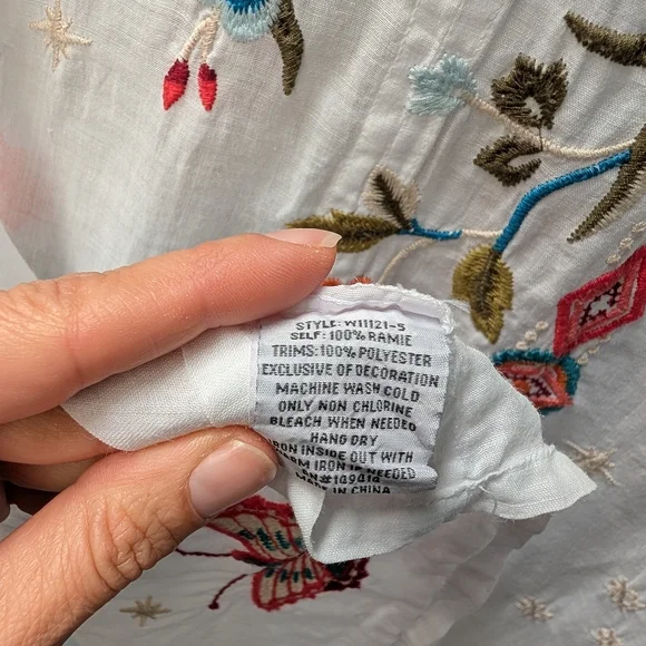 Johnny Was White Embroidered Floral Tank Top with Multicolor Accents - Picture 9 of 11